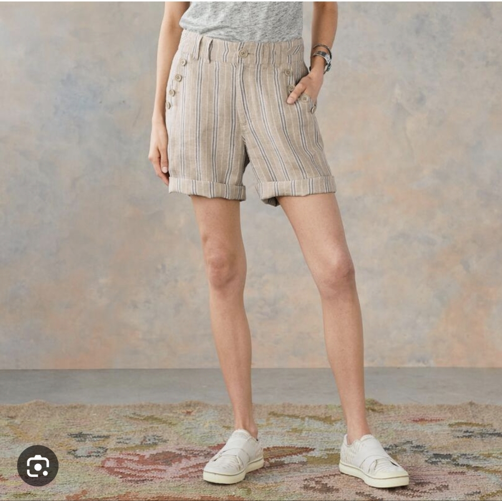 Sundance | 16 | Wilde Bermuda Striped Linen Short